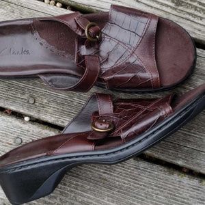 Clark's sz 7 Sandals Brown